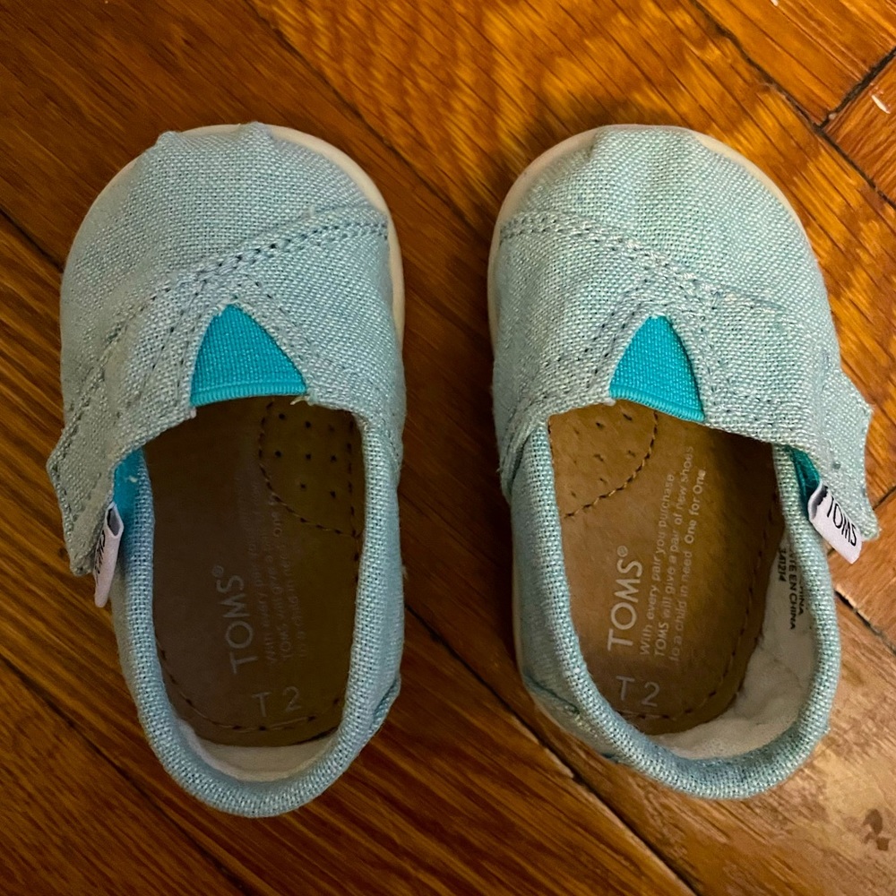 TOMS Tiny Canvas Shoes